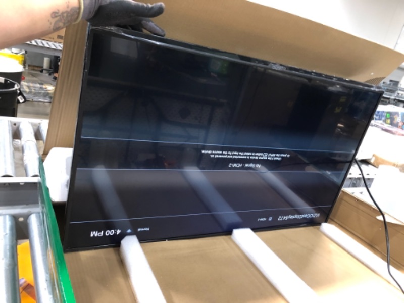 Photo 1 of VIZIO D D40f-G9 39.5" Smart LED-LCD TV - HDTV - Full Array LED Backlight - Netflix - 1920 X 1080 Resolution
