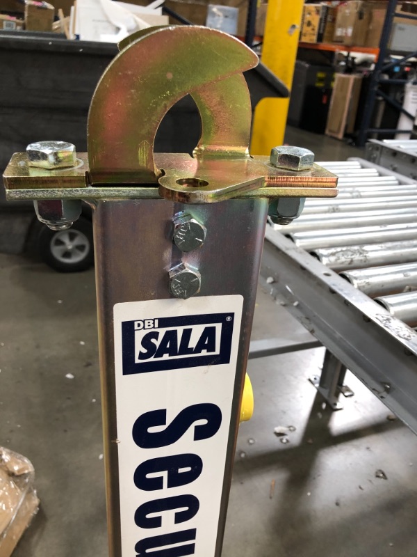 Photo 4 of 3M DBI-SALA 7400215 ,SecuraSpan Horizontal Lifeline System, Stanchion with Rebar/Shear Stud Base with Interm and End Anchor Brackets, Fits 1/2 To 1" Dia
