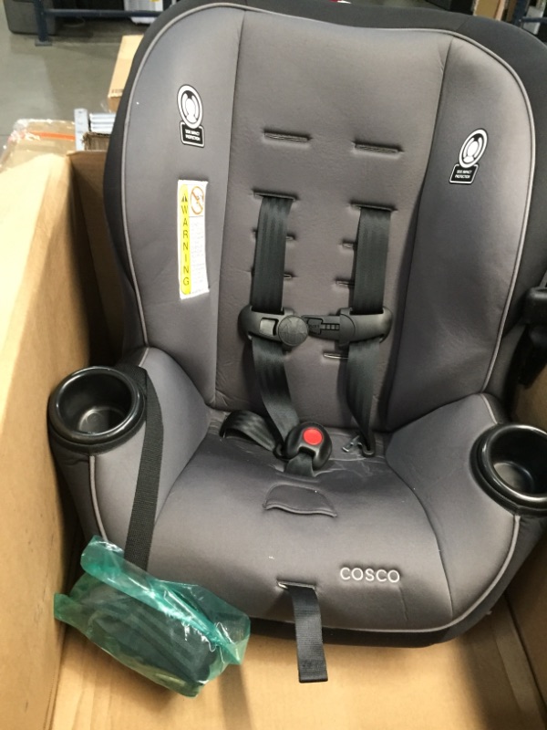 Photo 2 of Cosco Apt 50 Convertible Car Seat