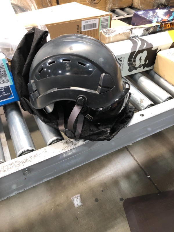 Photo 2 of 
UNINOVA Safety Hard Hat with Visor - ANSI Z89.1 Approved Vented Helmet - 6-Point Ratchet Suspension, Perfect for Construction (02Black Smoked Visor)
Color:02Black Smoked Visor


DAMAGED 