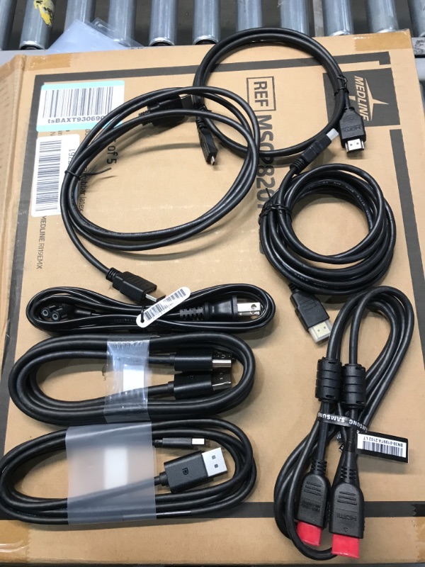 Photo 1 of SOLD AS IS !! bundle of assorted display cables and power cords -NO RETURNS 