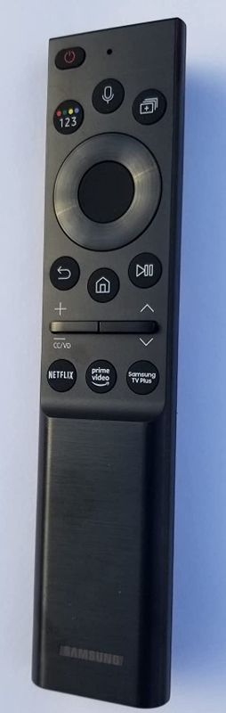 Photo 1 of Original TV BN59-01357A TV Remote Voice Solar Samsung-batteries are not included 
