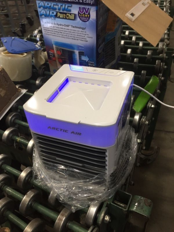 Photo 2 of Ontel Arctic Air Pure Chill Evaporative Ultra Portable Personal Air Cooler with 4-Speed Air Vent, As Seen on TV
