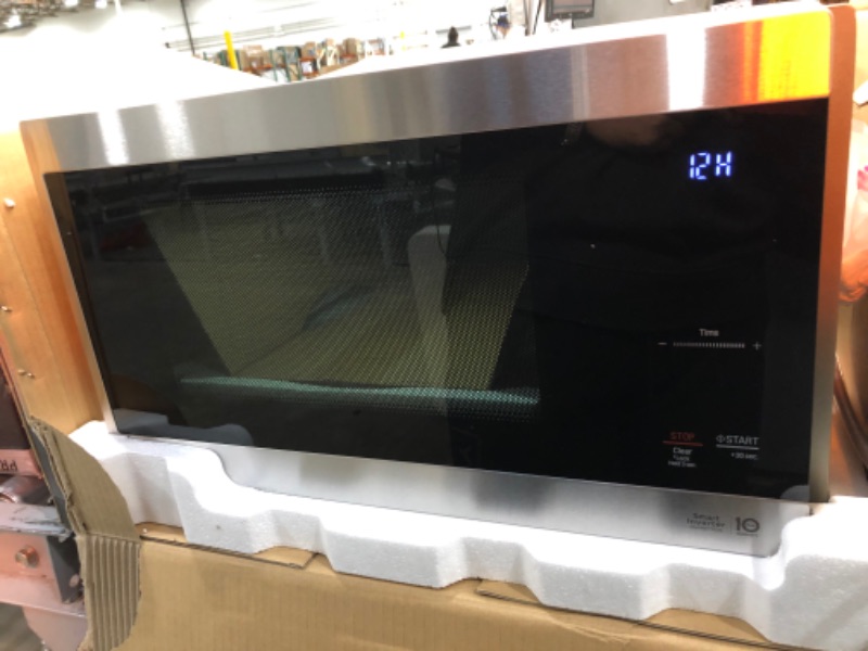 Photo 7 of LG Electronics NeoChef 1.5 cu. ft. Countertop Microwave in Stainless Steel with Smart Inverter