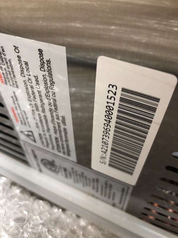 Photo 3 of TESTED TURNS ON**
Frigidaire EFIC237 Countertop Crunchy Chewable Nugget Ice Maker, 44lbs per day, Auto Self Cleaning, Black Stainless
