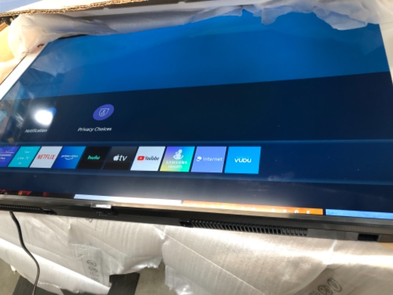 Photo 1 of SAMSUNG 50-inch Class Crystal UHD TU-8000 Series - 4K UHD HDR Smart TV with Alexa Built-in (UN50TU8000FXZA, 2020 Model)
