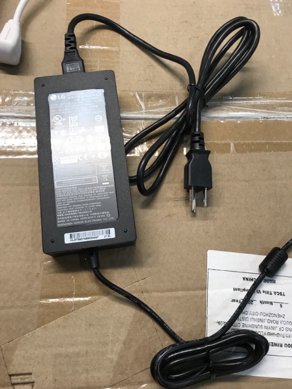 Photo 2 of New AC Adapter Slim 140W 19V 7.37A ADS-150KL-19N-3 190140E EAY65768902 for LG 32BL95U LG 34GK950G 34GK950F 34GK950F-B 34GK950F 34UM95-PD 34UM95-PE 34UM94-PD 34UC87 34UC87M + Cord
