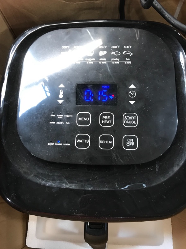 Photo 4 of NuWave 8-Quart 6-in-1 Brio Healthy Digital Air Fryer with One-Touch Digital Controls, Integrated Digital Temperature Probe & Advanced Cooking Functions
