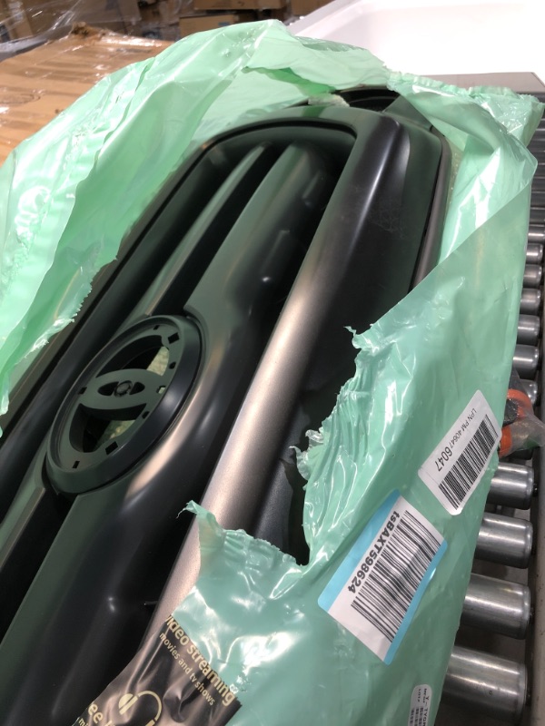 Photo 1 of 2010 TOYOTA TACOMA GRILLE Y-TYGR256