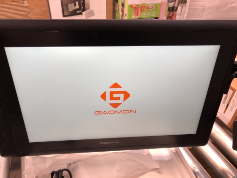 Photo 2 of 
GAOMON 15.6 Inch Full-Laminated 88% NTSC Pen Display with 9 Express Keys and 8192 Passive Tilt-Support Pen - PD156 Pro Drawing Monitor