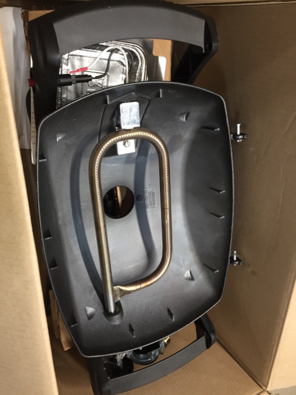 Photo 1 of Weber 50060001 Q1000 Liquid Propane Grill,Chrome
