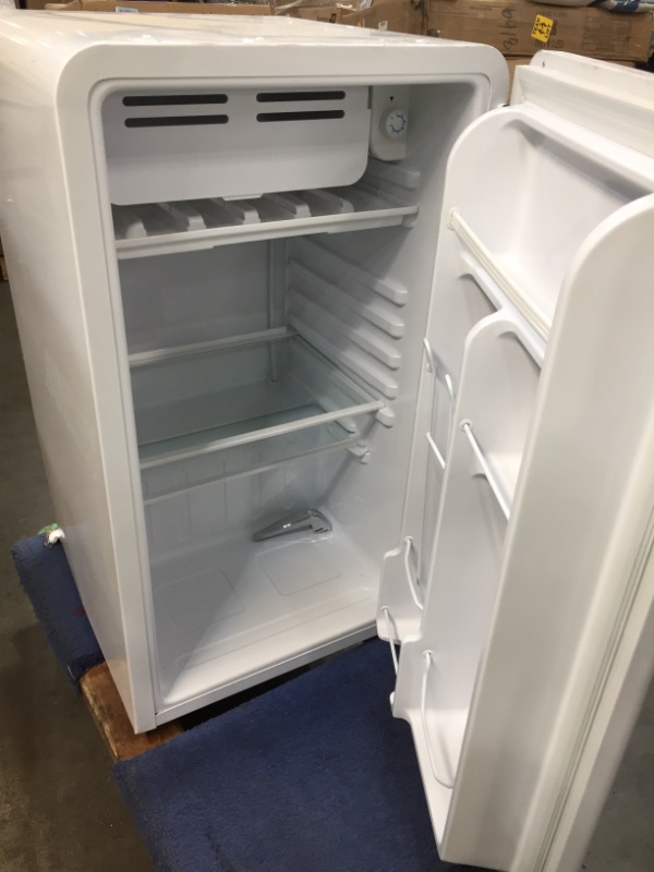 Photo 3 of Frigidaire 3.2 Cu. Ft. Single Door Retro Compact Refrigerator EFR372, White