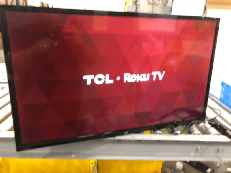 Photo 4 of TCL 32 Inch 720p Roku Smart LED TV (2019)