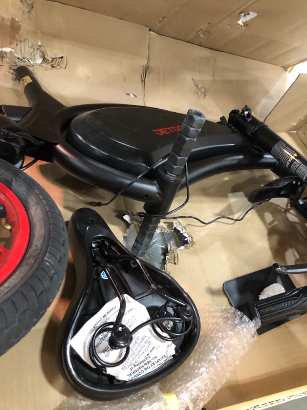 Photo 4 of Jetson Bolt Electric Bike - Black

missing parts 