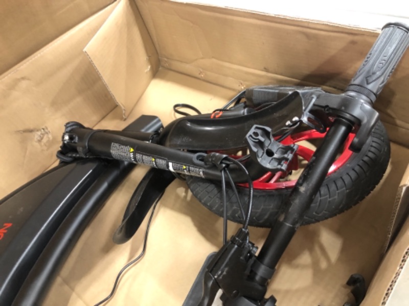 Photo 2 of Jetson Bolt Electric Bike - Black

missing parts 