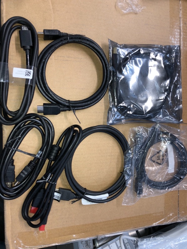 Photo 1 of SOLD AS IS - BUNDLE OF ASSORTED HDMI CORDS  ( DIFFERENT MODELS )
