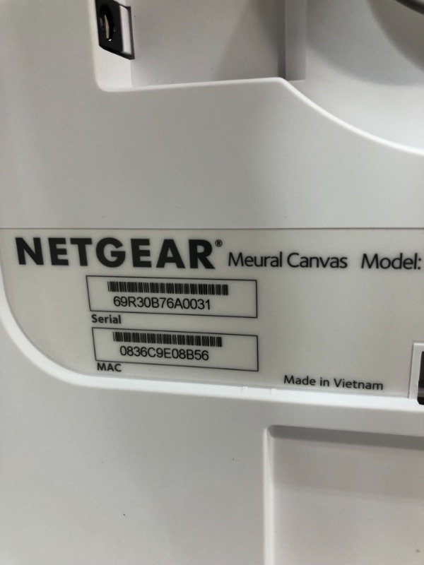 Photo 2 of NETGEAR - Meural Canvas II MC321
Digital photo frame - RAM 2 GB - flash 8 GB - 21.5" - 1920 x 1080 - light wood