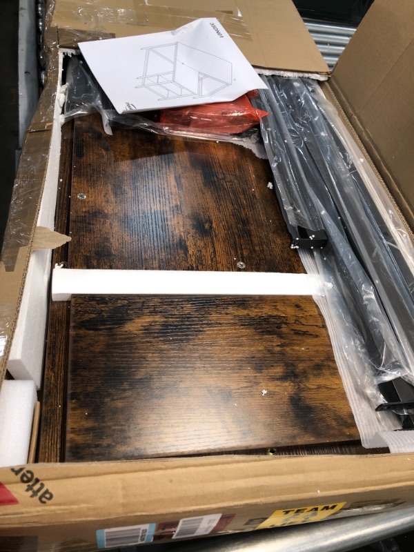 Photo 1 of HOOBRO L-Shaped Computer Desk
Amazon:B082G3SCST