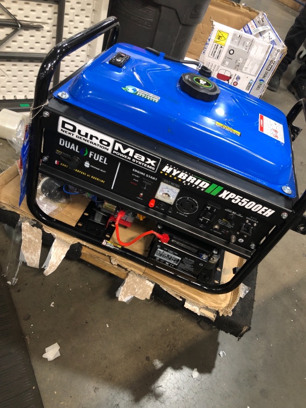 Photo 2 of parts only
DuroMax XP5500EH Electric Start-Camping & RV Ready, 50 State Approved Dual Fuel Portable Generator-5500 Watt Gas or Propane Powered, Blue/Black missing hardware and hose damaged, spark plugs damaged and missing parts for the legs
