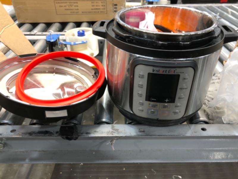 Photo 2 of parts only. turns on but does not heat
Instant Pot Duo Nova 7-in-1 Electric Pressure Cooker, Slow Cooker, Rice Cooker, Steamer, Saute, Yogurt Maker, 3 Quart, 14 One-Touch Programs, Best For Beginners WONT LOCK.