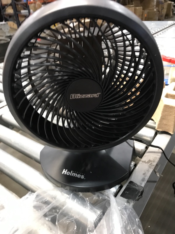 Photo 2 of Holmes Blizzard 9" Three-Speed Oscillating Table/Wall Fan Charcoal HAOF90NUC