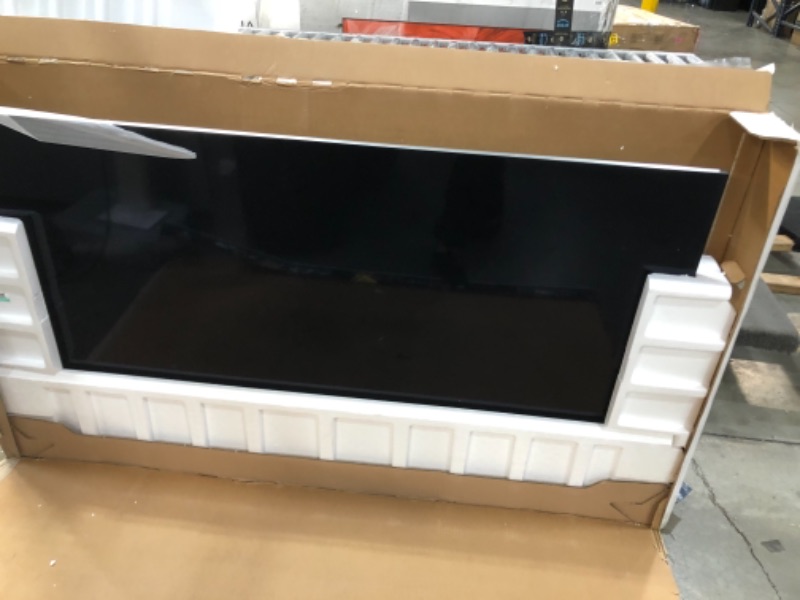 Photo 1 of LG NanoCell 85 Series 2020 65 inch Class 4K Smart UHD NanoCell TV w/ AI ThinQ® (64.5'' Diag)**TURNS ON BUT UNFUCTIONAL**

