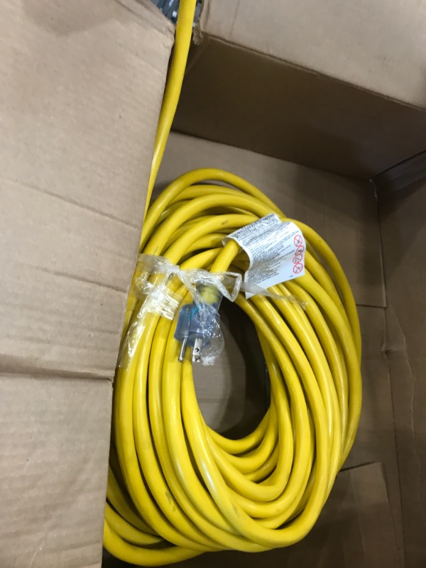 Photo 2 of 15-ft 14/3 Heavy Duty 3-Outlet Lighted SJTW Indoor/Outdoor Extension Cord by Watt's Wire - Green 15' 14-Gauge Grounded 15-Amp Three-Prong Power-Cord (15 foot 14-Awg)