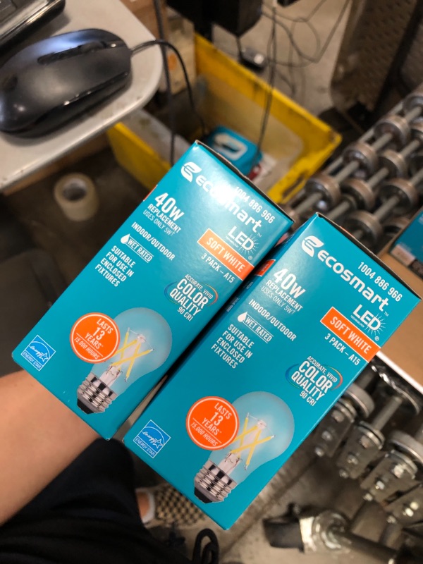 Photo 3 of 40-Watt Equivalent A15 Dimmable ENERGY STAR Clear Glass Filament Vintage Edison LED Light Bulb SOFT WHITE (3-Pack)
(2 BOXES, 6LIGHT BULBS) 