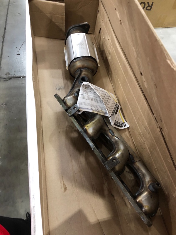 Photo 2 of *possibly USED* 
Dorman 674-844 Driver Side Catalytic Converter with Integrated Exhaust Manifold for Select Infiniti / Nissan Models (Non-CARB Compliant)
