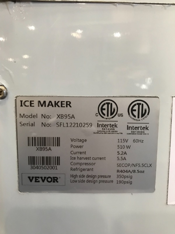 Photo 7 of VEVOR 110V Commercial Ice Maker 125LBS/24H with 50LBS Bin, ETL Approved, Heavy Duty Stainless Steel Construction, Auto Clean, Clear Cube, Air-Cooled, Include Water Filter and Drain Pump
DAMAGED FROM SHIPPING, MISSING ONE LEG, PLEASE SEE PHOTOS 