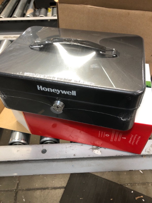 Photo 3 of Honeywell 6112 Standard Steel Cash Box