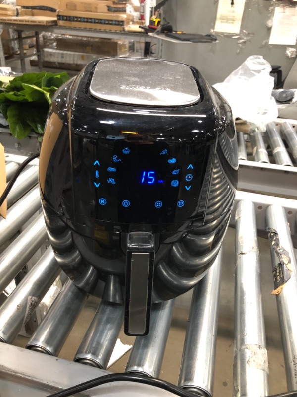 Photo 5 of GoWISE USA 1700-Watt 5.8-QT 8-in-1 Digital Air Fryer, Black
