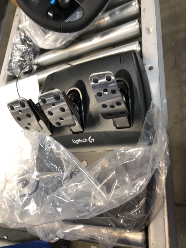 Photo 6 of Logitech G Dual-Motor Feedback Driving Force G29 Gaming Racing Wheel with Responsive Pedals for PlayStation 5, PlayStation 4 and PlayStation 3 - Black
