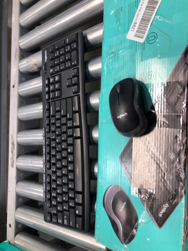 Photo 3 of MK270 Wireless Keyboard and Mouse Combo
