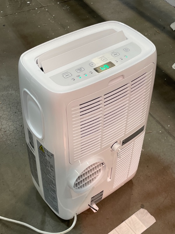 Photo 4 of LG LP0621WSR Portable Air Conditioner with 6000 BTU Cooling Capacity, Remote Control and 2 Fan Speeds in White
