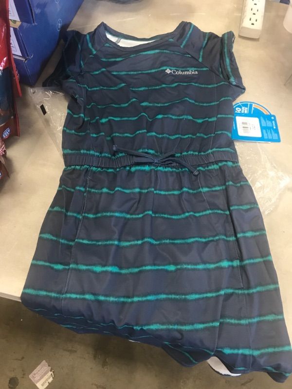 Photo 2 of Columbia Girls' PFG Freezer Dress - S - Blue
