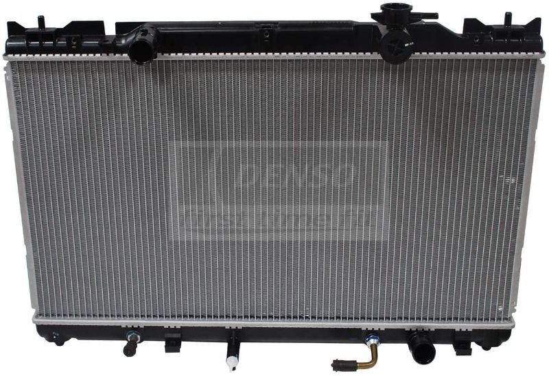 Photo 1 of *SEE last picture for damage* 
Denso 221-0505 Radiator
