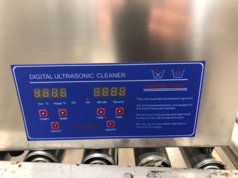 Photo 3 of VEVOR Commercial Ultrasonic Cleaner 6L Professional Ultrasonic Cleaner 40kHz with Digital Timer&Heater 110V Excellent Cleaning Machine for Watch Instruments Industrial Parts Excellent Cleaner Solution
