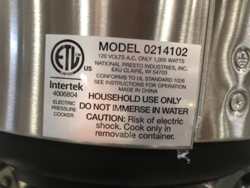 Photo 1 of 6 Qt. Black Stainless Steel Electric Pressure Cooker with Built-In Timer
model: 0214102