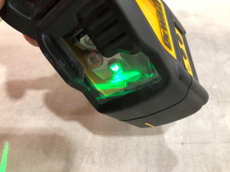 Photo 3 of 165 ft. Green Self-Leveling Cross Line Laser Level with (3) AAA Batteries & Case