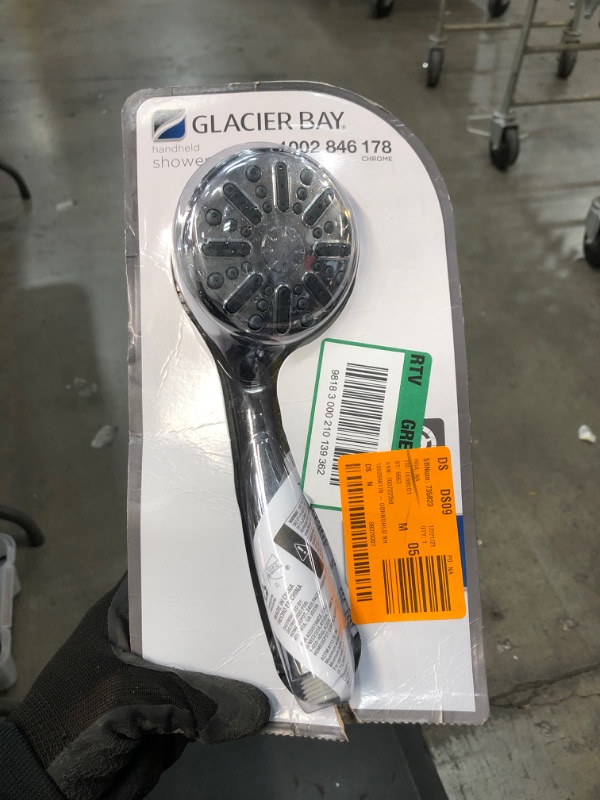 Photo 2 of *USED*
Glacier Bay 1-Spray 3.3 in. Single Wall Mount Handheld Shower Head in Chrome