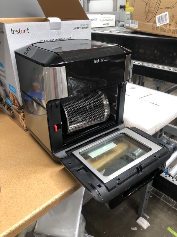 Photo 3 of NON-FUNCTIONAL//PARTS ONLY: Instant Vortex Pro 10 qt 9-in-1 Air Fryer Toaster Oven