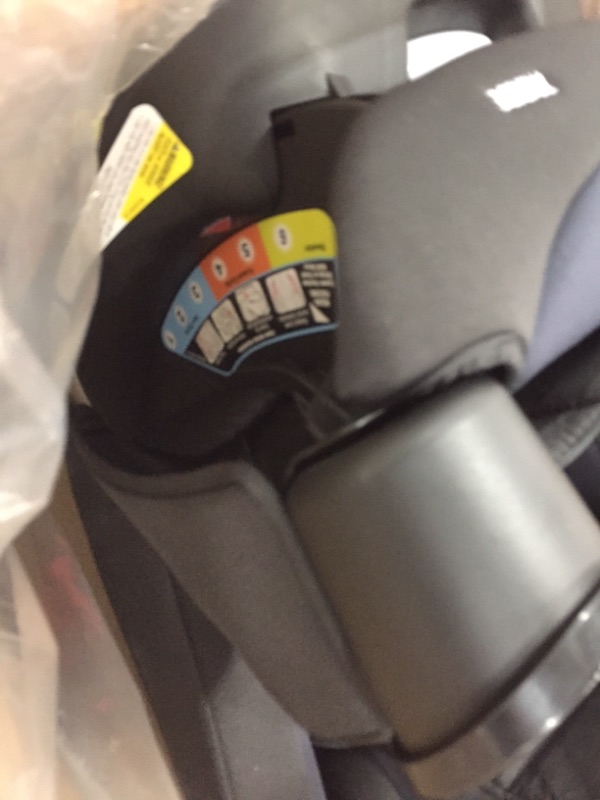 Photo 3 of Graco TriRide 3-in-1 Convertible Car Seat - Clybourne