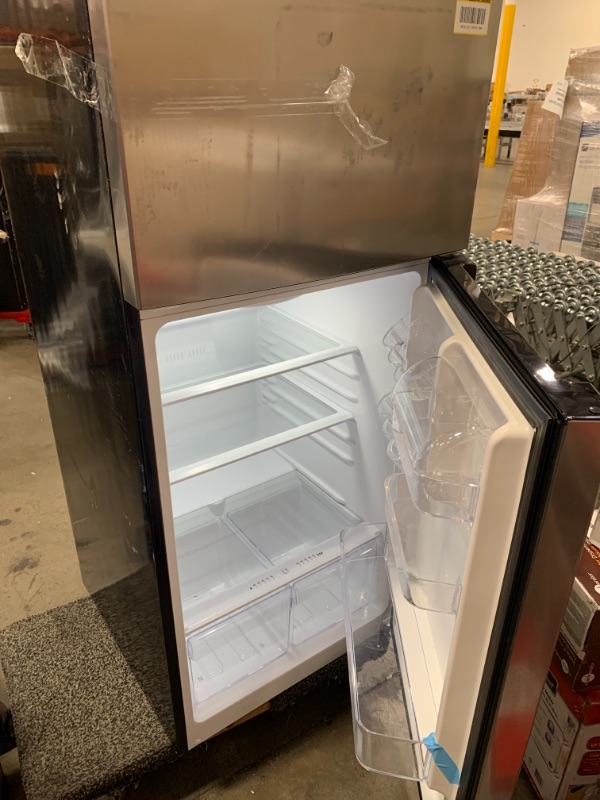 Photo 5 of 10.1 cu. ft. Top Freezer Refrigerator in Platinum Steel
