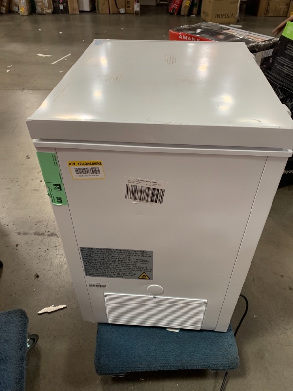 Photo 5 of 5 cu. ft. Manual Defrost Chest Freezer in White
