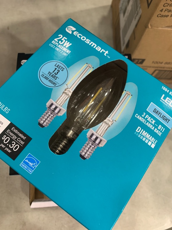 Photo 2 of 25-Watt Equivalent B11 Candle Dimmable ENERGY STAR Clear Glass Filament LED Vintage Edison Light Bulb Daylight (3-Pack)
