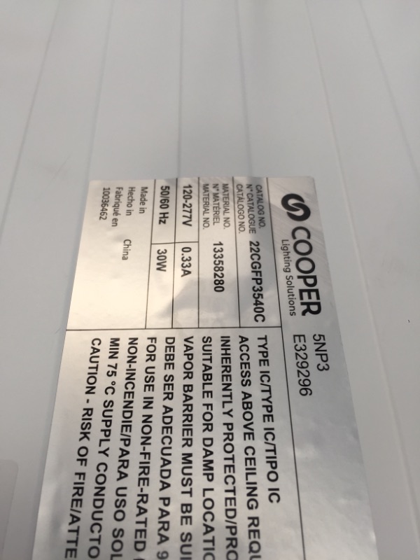 Photo 4 of 2 ft. x 2 ft. 3416 Lumens Integrated LED Panel Light 4000K 
MISSING HARDWARE, MINOR DAMAGE FROM SHIPPING PLEASE SEE PHOTOS 