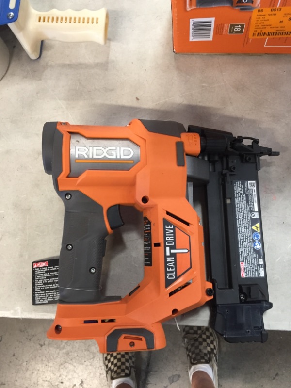 Photo 2 of 18V Lithium-Ion Brushless Cordless 18-Gauge 2-1/8 in. Brad Nailer (Tool Only) with CLEAN DRIVE Technology
AS IS USED