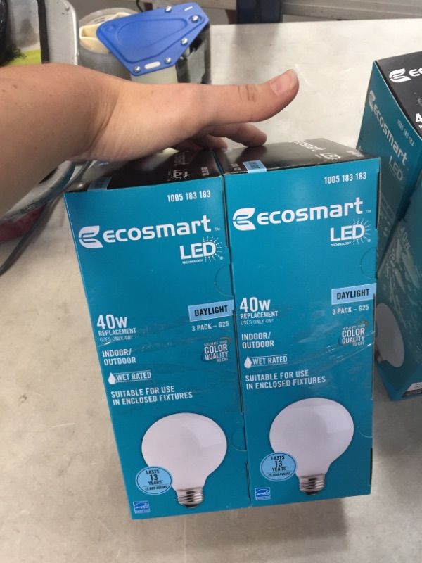 Photo 3 of 40-Watt Equivalent G25 Globe Dimmable ENERGY STAR Frosted Glass Filament LED Vintage Edison Light Bulb Daylight (3-Pack)
(2 BOXES,6 LIGHT BULBS) 