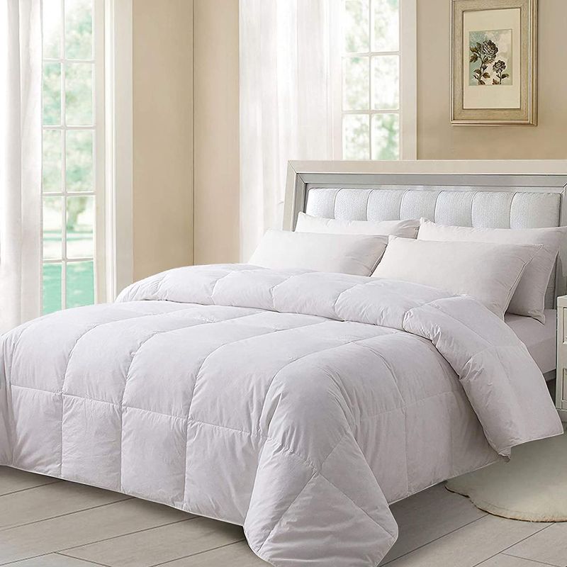 Photo 1 of  White Lightweight Feather Comforter with 100% Cotton Cover, Thin Feather Duvet Insert / Stand Alone Bed Blanket for Summer - Twin/Twin XL Size (64×88 Inch)
**PREVIOUSLY USED**